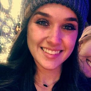 Meet your Posher, Staci